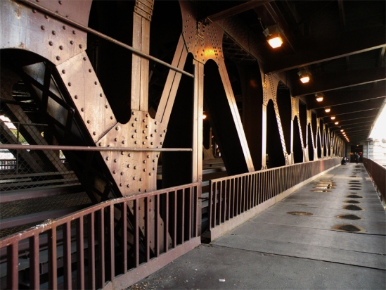 DuSable Bridge-S to N Walkway
